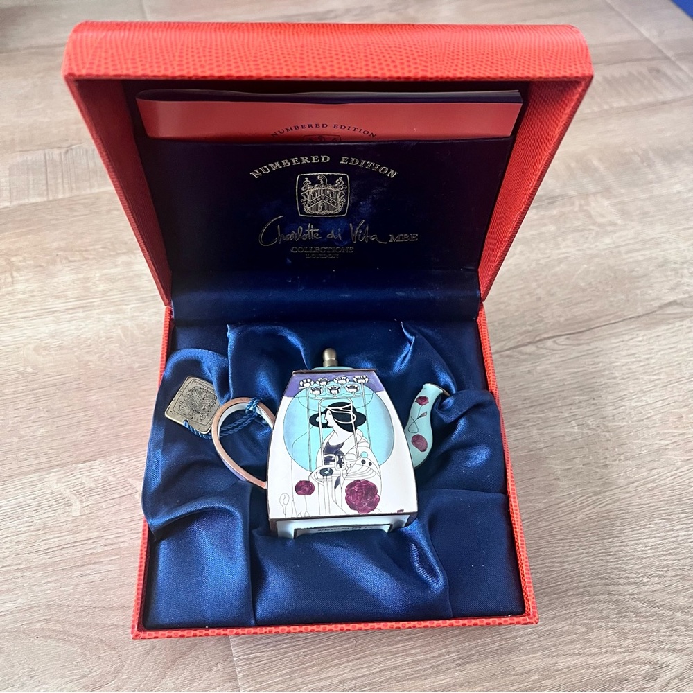 Charlotte di‎ Vita Hand Painted Enamel Teapot, Part Seen, Numbered Edition RARE